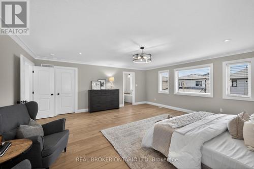 1765 Brayford Avenue, London South (South K), ON - Indoor