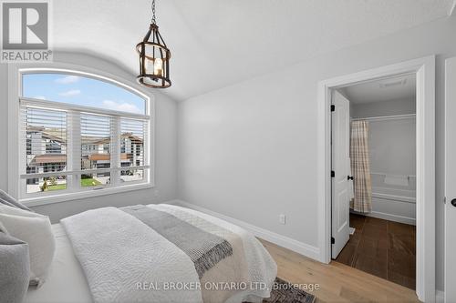 1765 Brayford Avenue, London South (South K), ON - Indoor Photo Showing Bedroom