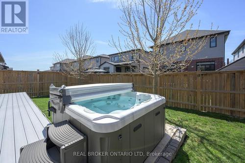 1765 Brayford Avenue, London South (South K), ON - Outdoor