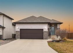 43 Bridgewood DR  Winnipeg, MB R3W 0G5