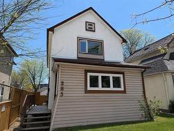 283 Horace ST  Winnipeg, MB R2H 0W7