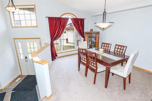 183 Golden Eagle Dr, Winnipeg, MB 