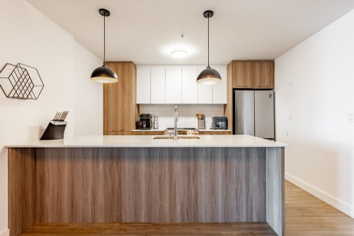 Cuisine - 809-8 Av. Donegani, Pointe-Claire, QC - Indoor Photo Showing Kitchen