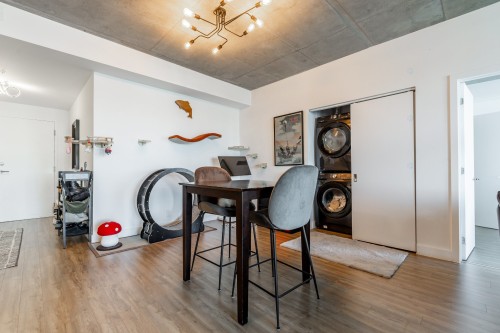 Salle à manger - 809-8 Av. Donegani, Pointe-Claire, QC - Indoor