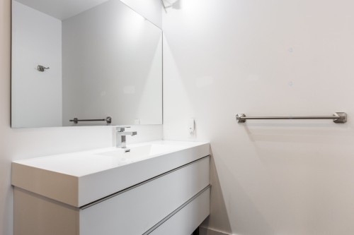 Salle de bains - 809-8 Av. Donegani, Pointe-Claire, QC - Indoor Photo Showing Bathroom