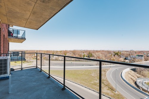 Balcon - 809-8 Av. Donegani, Pointe-Claire, QC - Outdoor With View With Exterior