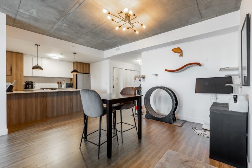 Salle à manger - 809-8 Av. Donegani, Pointe-Claire, QC - Indoor