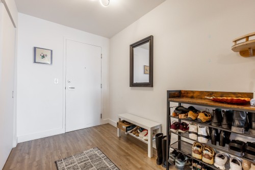Hall d'entrée/Vestibule - 809-8 Av. Donegani, Pointe-Claire, QC - Indoor