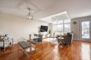 Salon - 6-1240 Rue St-Timothée, Montréal (Ville-Marie), QC  - Indoor 