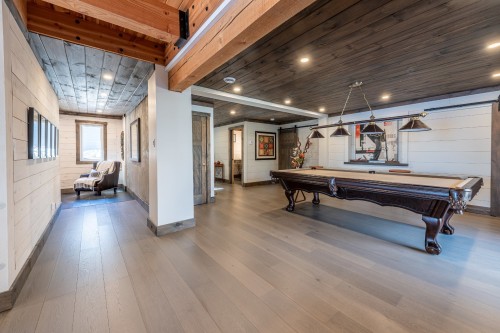 Salle familiale - 49 Rue De La Pointe, La Minerve, QC - Indoor Photo Showing Other Room