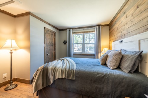 Chambre à coucher - 49 Rue De La Pointe, La Minerve, QC - Indoor Photo Showing Bedroom