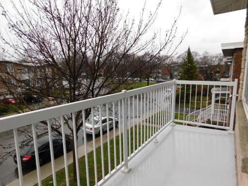 Balcon - 682 Rue Du Caven Circle, Montréal (Saint-Laurent), QC - Outdoor With Exterior