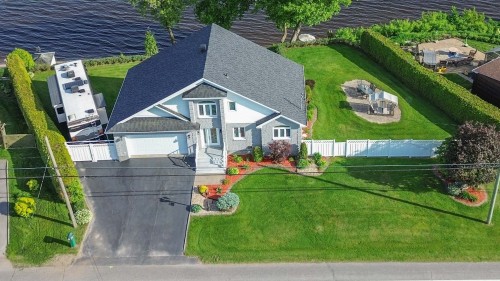 3320 Rue Notre-Dame E.  Trois-Rivières, QC G8V 1Y9
