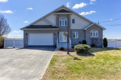 3320 Rue Notre-Dame E.  Trois-Rivières, QC G8V 1Y9