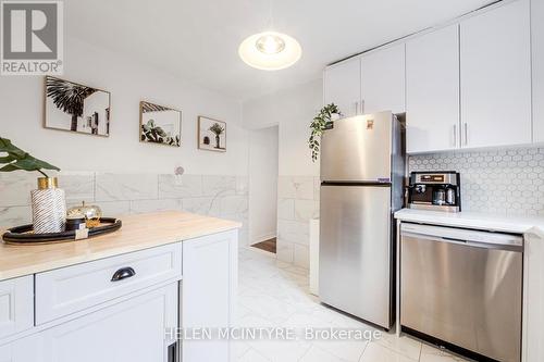 2 Birch Tree Crescent, Toronto, ON - Indoor Photo Showing Kitchen