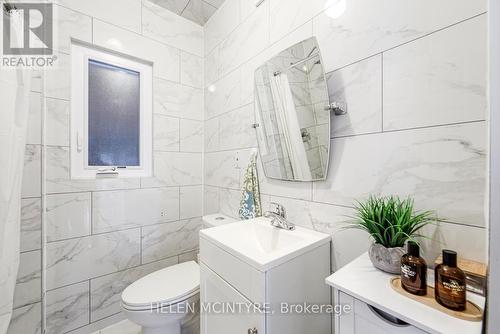 2 Birch Tree Crescent, Toronto, ON - Indoor Photo Showing Bathroom