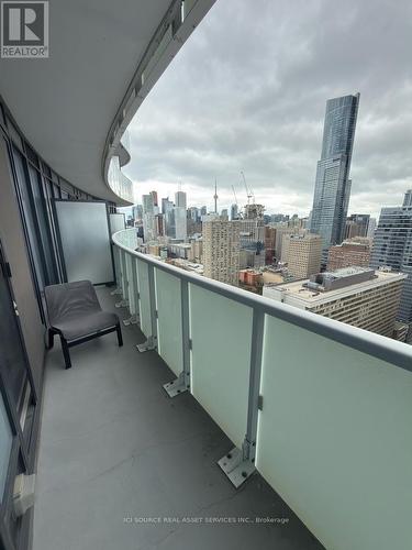 2904 - 403 CHURCH STREET  Toronto, ON M4Y 0C9