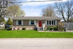 52 MARLBOROUGH STREET West Perth (Mitchell), ON N0K 1N0