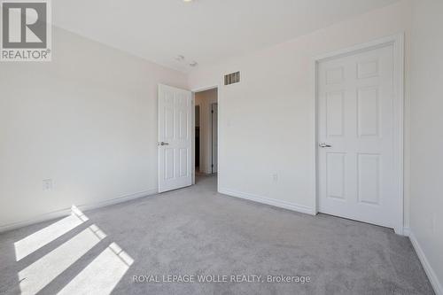 267 Grovehill Crescent, Kitchener, ON - Indoor