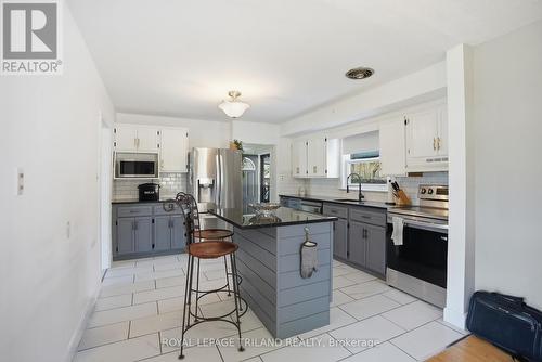 Main Floor: Kitchen - 305 Stephen Street, London South (South B), ON - Indoor Photo Showing Kitchen