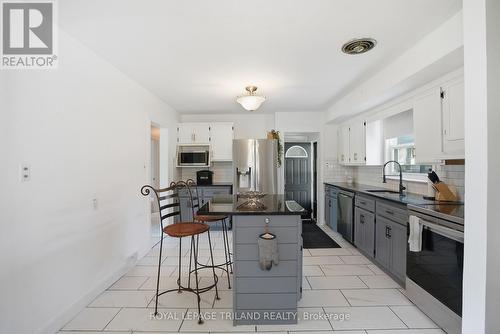 Main Floor: Kitchen - 305 Stephen Street, London South (South B), ON - Indoor Photo Showing Kitchen