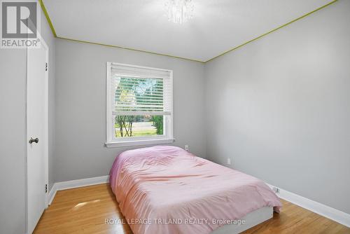 Main Floor: Bedroom - 305 Stephen Street, London South (South B), ON - Indoor Photo Showing Bedroom