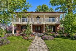 45 PLEASANT AVENUE East Gwillimbury (Holland Landing), ON L9N 1A2