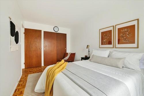 47 361 Westwood Drive, Winnipeg, MB - Indoor Photo Showing Bedroom