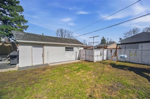 70 Handyside Avenue, Winnipeg, MB - Outdoor