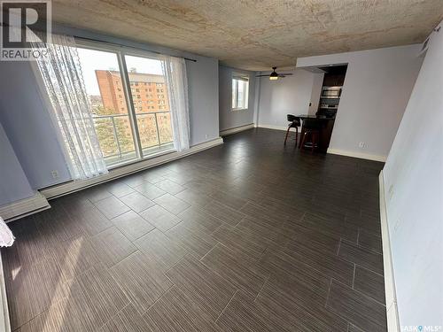 902 320 5Th Avenue N, Saskatoon, SK - Indoor