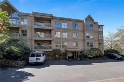 405-3363 Glasgow Ave Saanich, BC V8X 1M5
