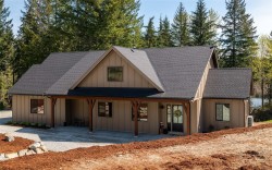 4380 Barnjum Rd Duncan, BC V9L 6G5