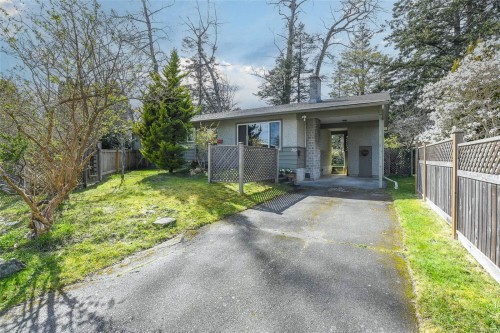 369 Douglas St, Comox, BC 