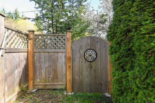 369 Douglas St, Comox, BC 