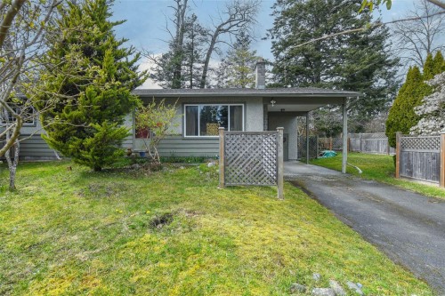 369 Douglas St, Comox, BC 