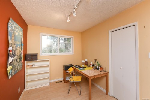 369 Douglas St, Comox, BC 