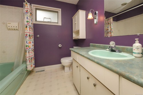 369 Douglas St, Comox, BC 