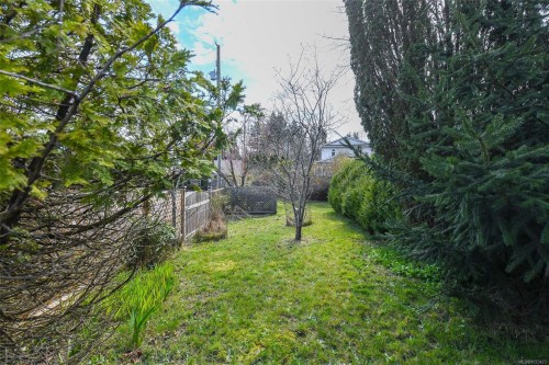 369 Douglas St, Comox, BC 