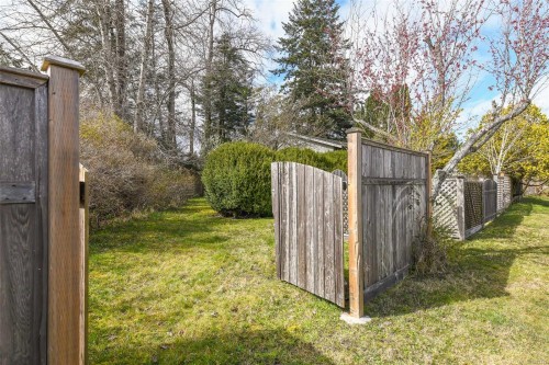 369 Douglas St, Comox, BC 