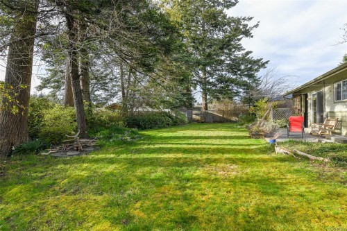369 Douglas St, Comox, BC 