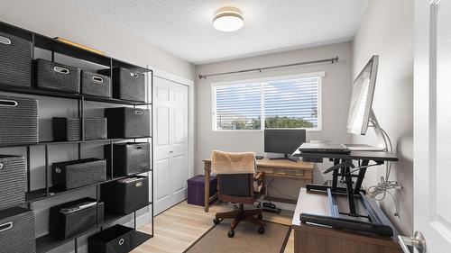 2440 Margaret Road, West Kelowna, BC - Indoor Photo Showing Office
