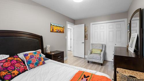 2440 Margaret Road, West Kelowna, BC - Indoor Photo Showing Bedroom