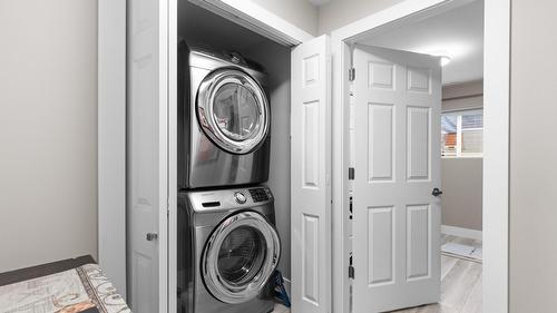 2440 Margaret Road, West Kelowna, BC - Indoor Photo Showing Laundry Room