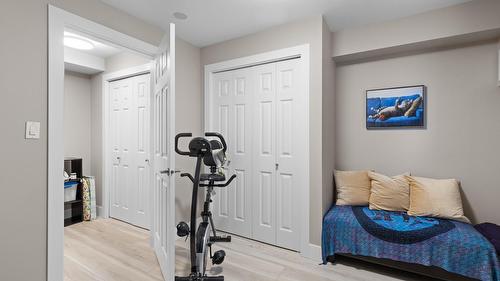 2440 Margaret Road, West Kelowna, BC - Indoor Photo Showing Bedroom
