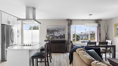 2440 Margaret Road, West Kelowna, BC - Indoor