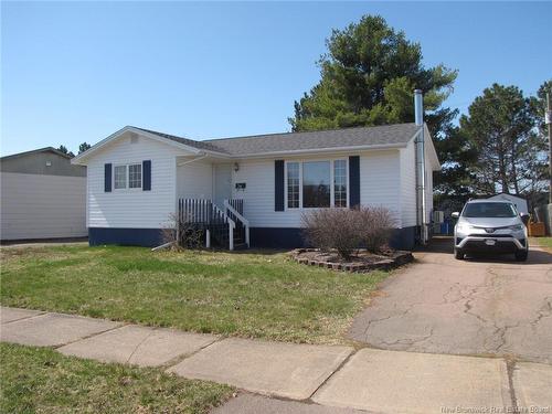 24 Chelsea Rd, Moncton, NB 