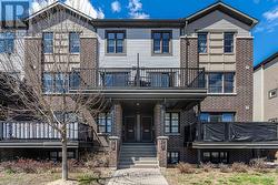 32 - 735 CHAPMAN MILLS DRIVE  Ottawa, ON K2J 5X2