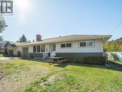 814 10th Street Castlegar, BC V1N 2H8