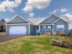 19 Kehough Court Cornwall, PE C0A 1H5