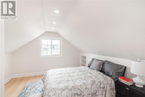 297 Britannia Avenue, Hamilton, ON - Indoor Photo Showing Bedroom